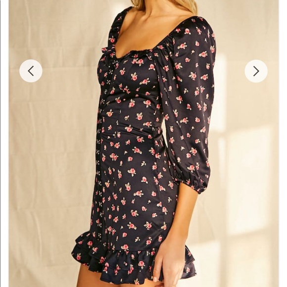 Floral dress - Picture 4 of 7